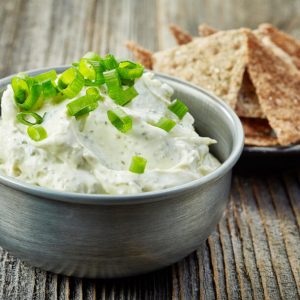 fromage blanc à l'ail et à la ciboulette