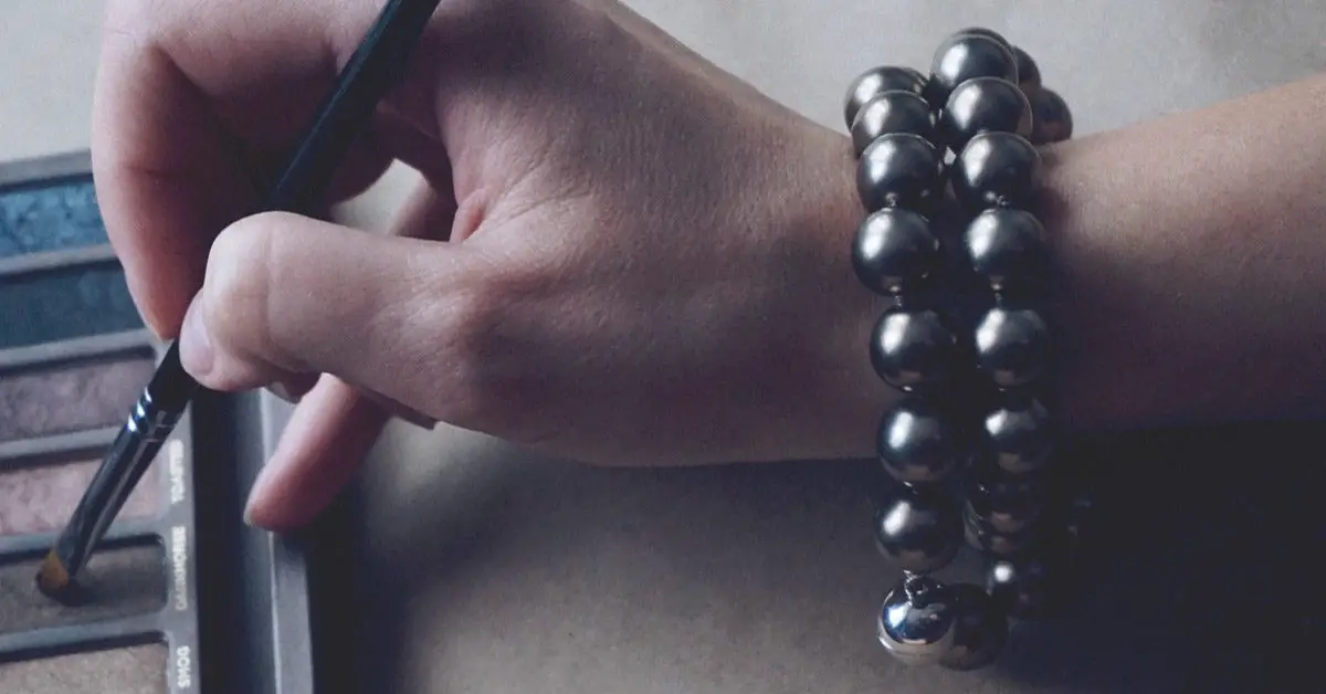 Les bracelets magnétiques aident-ils vraiment à soulager la douleur ?