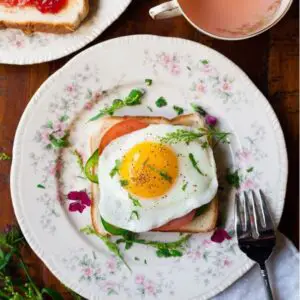 Breakfast - egg sunny side up